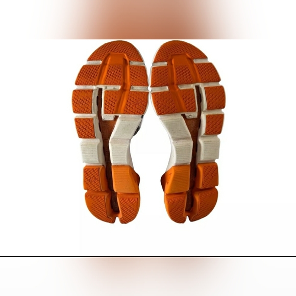 On Cloud Cloudflyer Running Waterproof Gray/Orange Men Size 9.5 or Women 11 - Picture 6 of 7